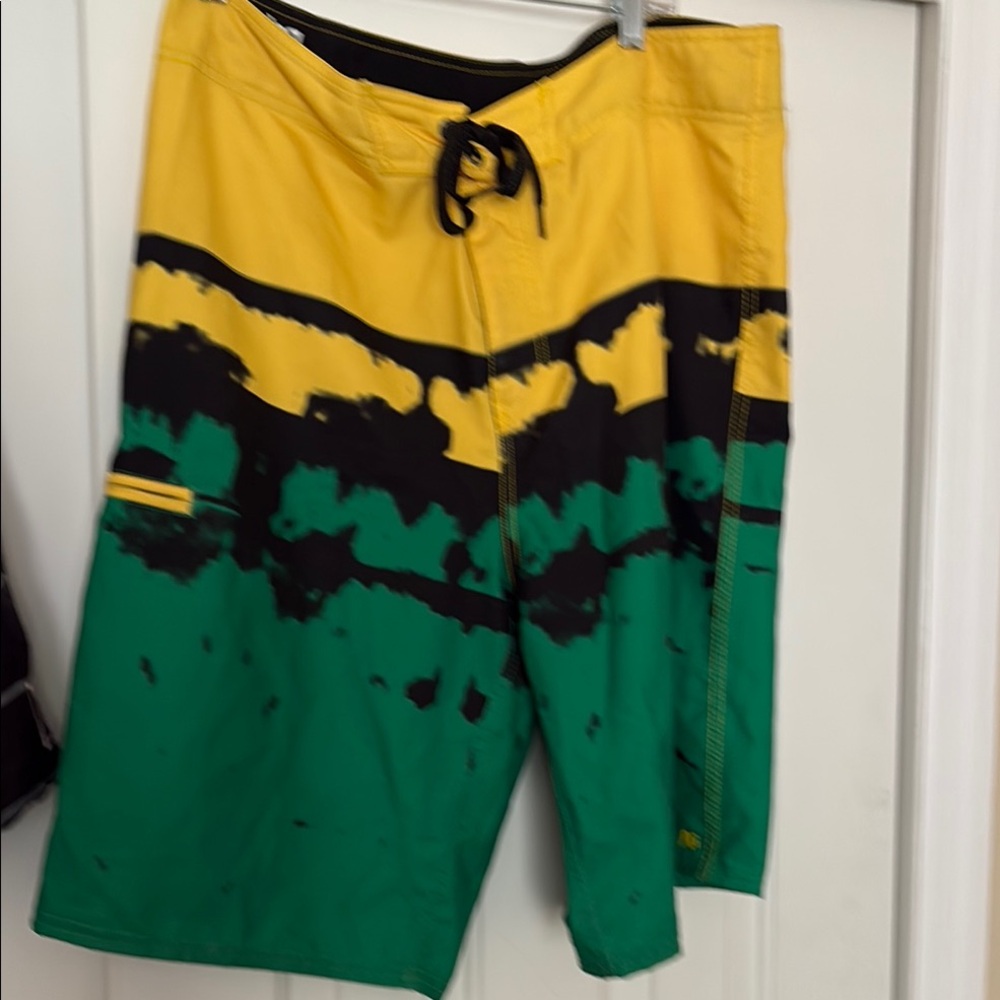 Men's Surf Trunks - Picture 5 of 5